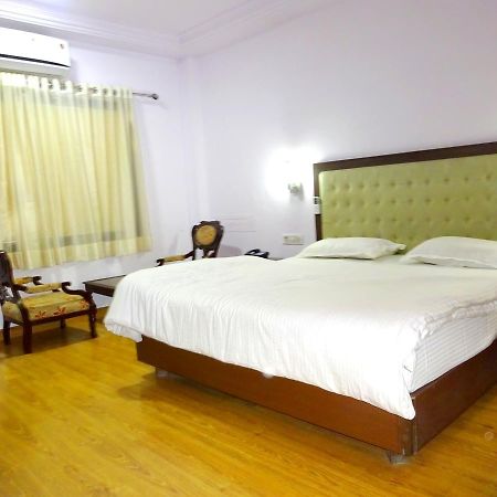Hotel Utsav Nāthdwāra Exteriér fotografie