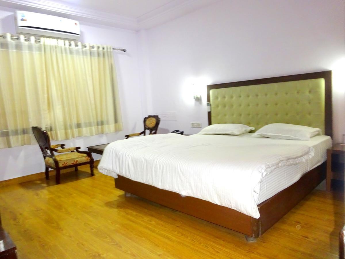 Hotel Utsav Nāthdwāra Exteriér fotografie