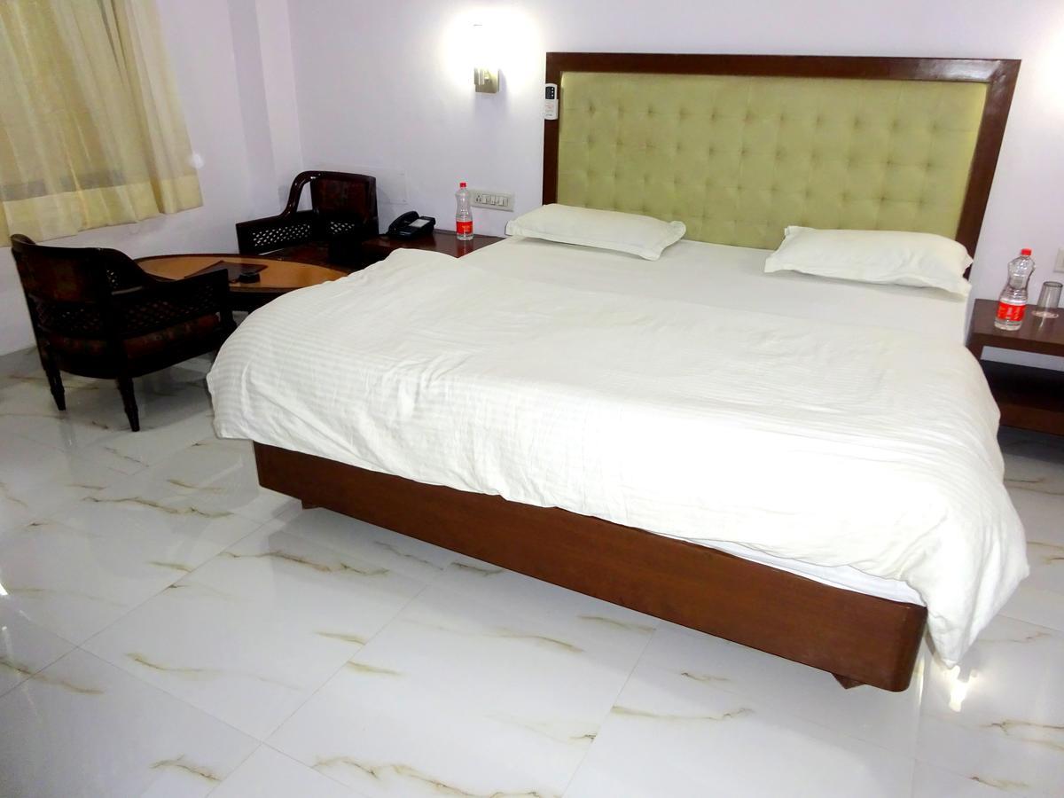 Hotel Utsav Nāthdwāra Exteriér fotografie