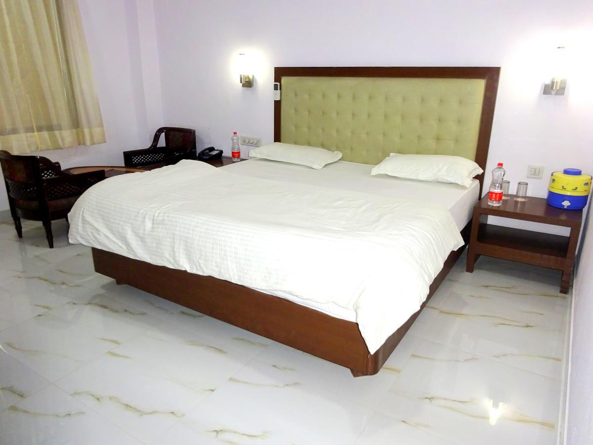 Hotel Utsav Nāthdwāra Exteriér fotografie