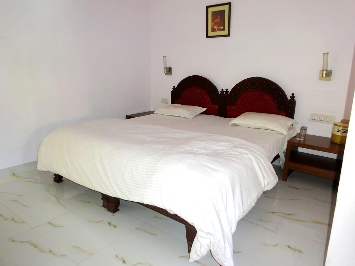 Hotel Utsav Nāthdwāra Exteriér fotografie